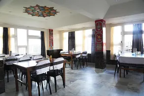 Hotel Takura - Image 4