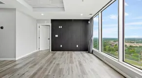 Luxury Penthouse with Panoramic Skyline Views - Image 4