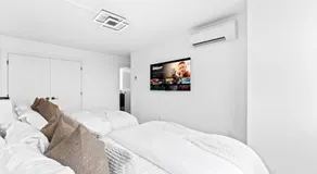 Stylish 3BR Retreat EWR MetLife NYC Access - Image 2
