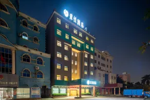 Sucha Hotel Zhongshan Henglan Weihao - Image 4
