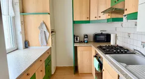 Stylish Apartment Near Airport & Train Station - Image 3