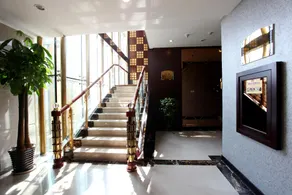 Yujing Garden Holiday Hotel - Image 4