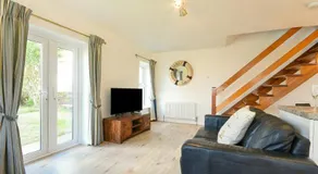 COASTAL PLAICE, pet friendly, country holiday cottage in Beadnell - Image 2