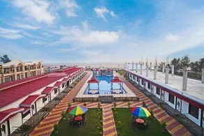 UNIQUE BEACH RESORT - Image 5
