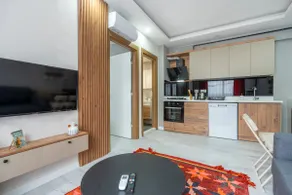 MaxiHomes Highland & Navy Modern Stay - Image 3
