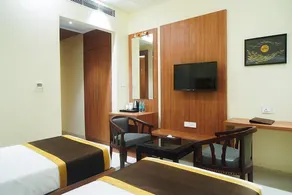 Hotel Avenue 30 - Image 3