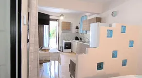 Poseidon Apartments - Image 2