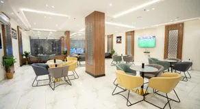 Blue Tower Hotel Apartments - Image 4