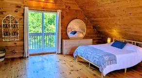 L'Auberge des Collines Full Guest Suite - Image 2