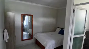 Leon Guesthouse - Image 1