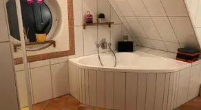 Modernes 4-Zimmer Haus, nahe Messe Düsseldorf (15 min. Internat. Airport) - Image 2
