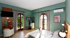 Lord Ape Suites Club - Image 2