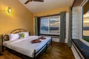 SaffronStays Blue Infinitum Lakeview, Pawna - Image 2