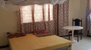 Surahi Restaurant & Guest House - Image 2