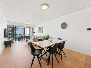 Stylish Studio Near Fremantle Cafes and Beaches - Image 5