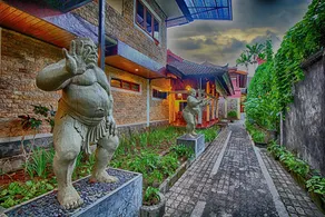 Paradiso Beach Inn Bali - Image 2