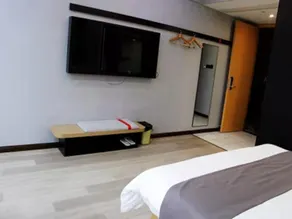 Thank Hotel Hubei Xiaogan Yunmeng County Baiyun Century City - Image 2