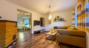 Apartamento vacacional con barbacoa, terraza y jardín | Vistas al jardín - Image 2