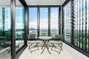 North Ryde 2BR Study, Metro, Parking, Pool - Image 5
