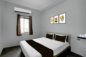 Super Hotel O Shamshabad Station Formerly Grand Vista Hotel - Image 2