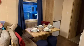 Lancaster Crescent Hot Tub Hideaway - Image 3