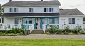 Jacques Cartier Motel - Image 3