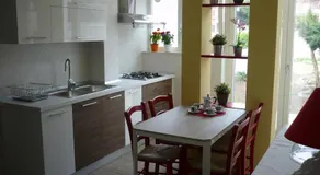 B&B Excelsior - Image 2