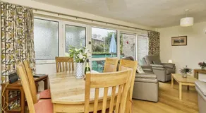 3 Harbour Strand - Image 2