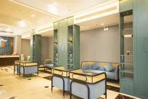 Golden Seagull Hotel - Image 4