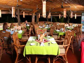 La Promenade Hotel - Image 5