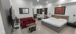 ELGIN SUITES - Image 2