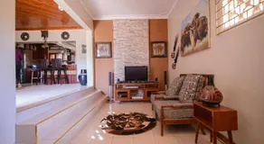 Lake Victoria Country Home - Image 4