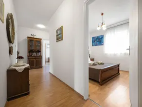 Apartment in Rakalj near Rock Beach - Image 5