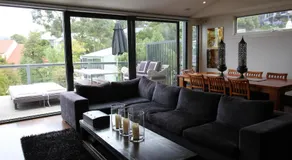 Lorne Holiday House - Image 2