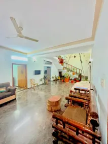 Tuesday farm stay - Image 4