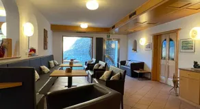 Hotel Larch - Image 4