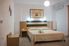 Hotel Odyssion - Image 5