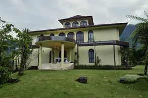 Golden Goose Villas - Image 3