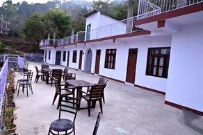 Sun Shine Haven Retreat Chandi Kasauli - Image 3