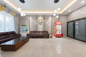 GreenTree Inn Express Guangdong Zhanjiang Donghai Island - Image 5