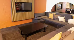 Spin Off Hostel - Image 2