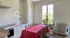Etage Privatif 2 Ch 3 Etoiles Clim Calme Confort Grand Parking Gratuit Proche CREPS Golf Hippodrome- 900 metres des berges de l Allier - Image 3