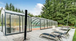Retreat with Sauna, Hot Tub - Image 2