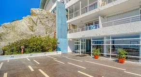 Ocean Bright 2BR W/ View, Wifi, Parking & Pool - Image 4
