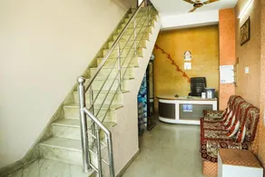 Hotel O Goyal's Inn - Image 3