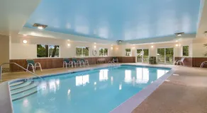 Mountain Lake Inn - Image 2