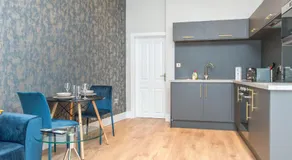 Coldharbour Suites - Image 4