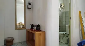 Hamada's Guesthouse - Image 2