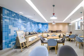 Home Inn Neo Nantong Yuanrong Plaza Gongnong Road Haohe Scenic Area - Image 3