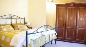 Bnb Inn Cyclists & Bikers Camere Con Bagno Privato Parcheggio Interno Per Moto E Bici Energetic Breakfast Extra - Image 4